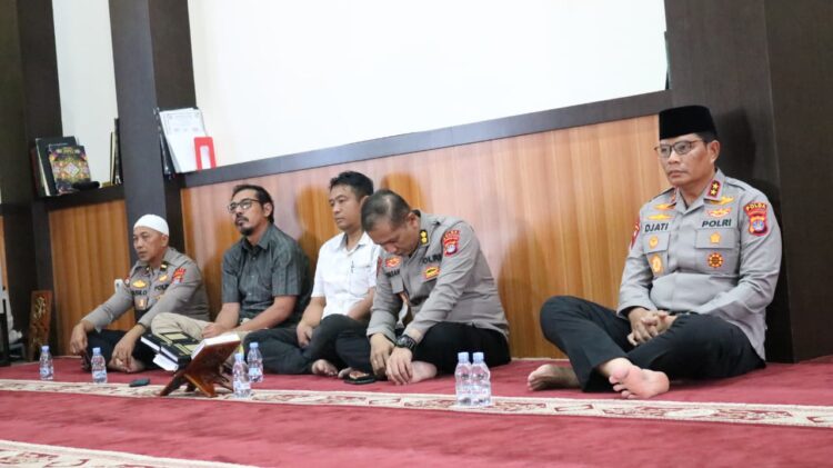 Binrohtal Rutin Polda Kaltara, Personel Nasrani Rayakan HUT ke-2 Gereja Oikumene Hosana Polda Kaltara