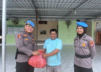 Kegiatan Jum’at Berkah Bidpropam Polda Kaltara Tebar Kebaikan di Empat Masjid