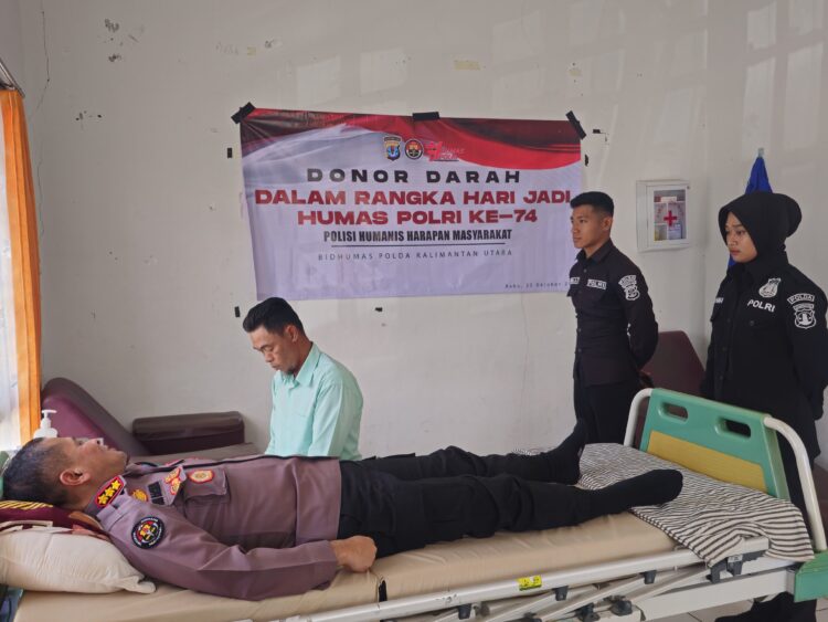 Bentuk Kepedulian Sosial, HUT Ke-74 Bidhumas Polda Kaltara Laksanakan Donor Darah