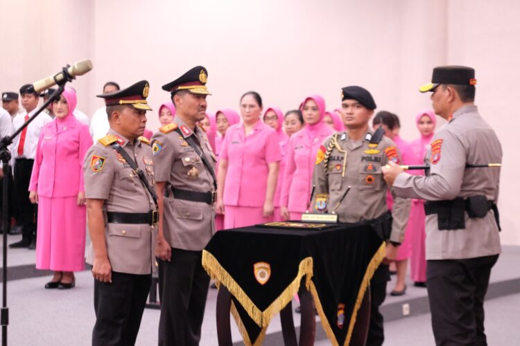 Gantikan Brigjen Pol. Soeseno Noerhandoko, S.I.K., Brigjen Pol. Andries Hermanto, S.I.K., S.H., M.Si., Resmi Jabat Wakapolda Kaltara