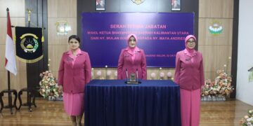 Sertijab Wakil Ketua Bhayangkari Daerah Kaltara, Dari Ny. Wulan Soeseno Kepada Ny. Maya Andries