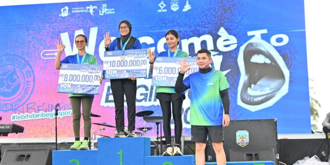 Polwan Polda Kaltara Raih Juara 3 Pada Perlombaan Kaltara Begimpor Run 2025 Kategori Wanita TNI/Polri 10K