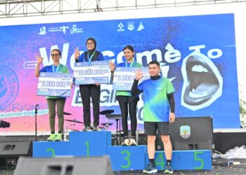 Polwan Polda Kaltara Raih Juara 3 Pada Perlombaan Kaltara Begimpor Run 2025 Kategori Wanita TNI/Polri 10K