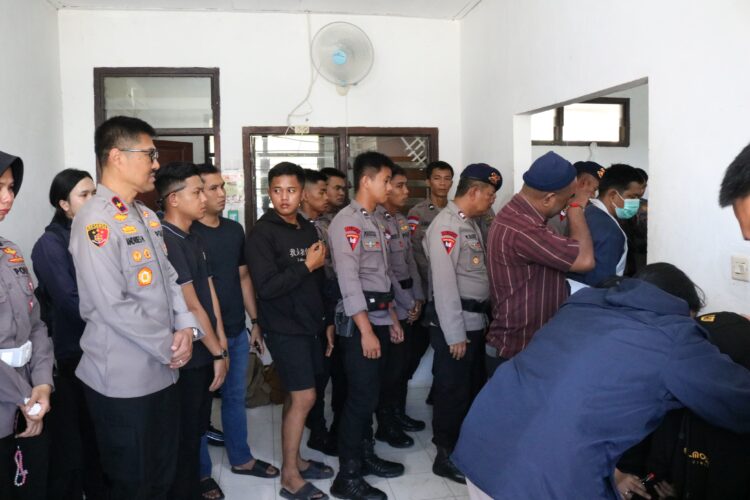 Wakapolda Kaltara Kunjungi Personel Satbrimob Yang Meninggal Dunia di RSUD, Akibat Laka Tunggal