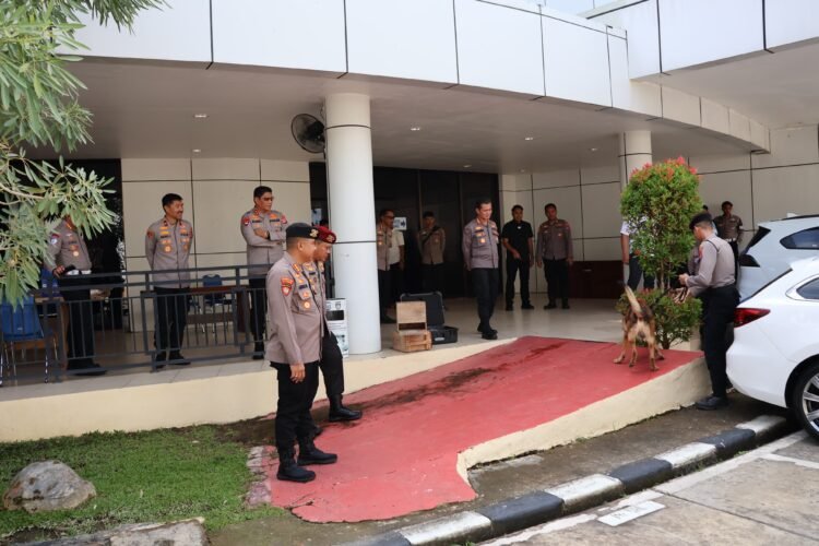 Ditsamapta Polda Kaltara Gelar Simulasi Unit K-9 untuk Meningkatkan Kemampuan Satwa