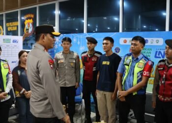 Pastikan Pelayanan Terbaik, Kapolda Kaltara Tinjau Pos Pelayanan Operasi Lilin Kayan 2025
