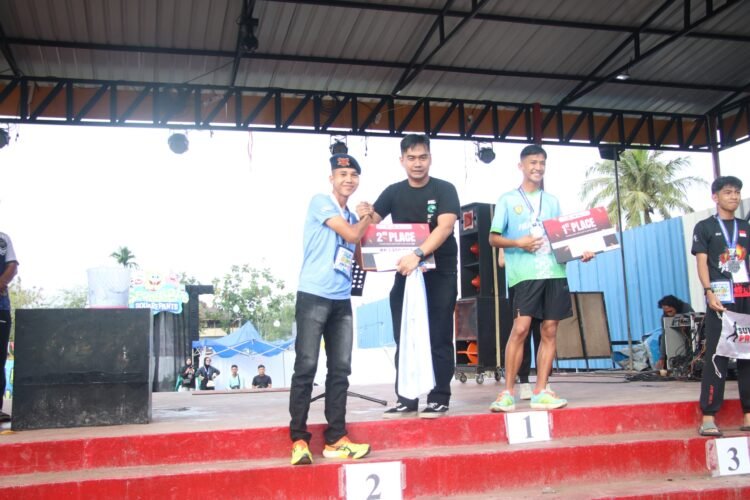 Bripda Khamirul Personel Satbrimob Polda Kaltara Juara II Lari 5 Km