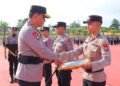 Berkontribusi Positif, Kapolda Kaltara Beri Reward dan Punishment ke 17 Personelnya