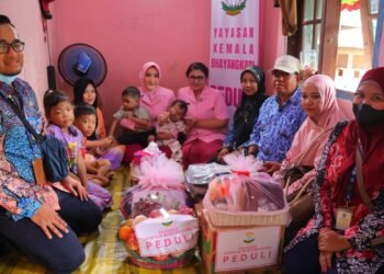 Beri Semangat dan Harapan, YKB Daerah Kaltara Bantu Dua Anak Tunanetra di Bulungan