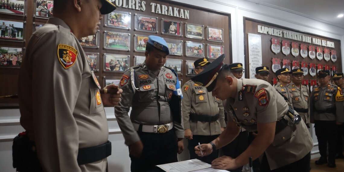 Peningkatan Kinerja, Kapolres Tarakan Pimpin Serah Terima Jabatan Kasat Lantas