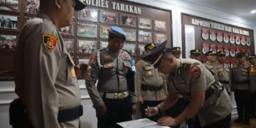 Peningkatan Kinerja, Kapolres Tarakan Pimpin Serah Terima Jabatan Kasat Lantas