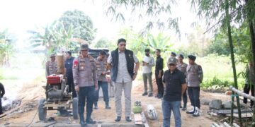 Akses Pelajar, Kapolda Tinjau Jembatan yang Dibangun Brimob di Gang Saromase