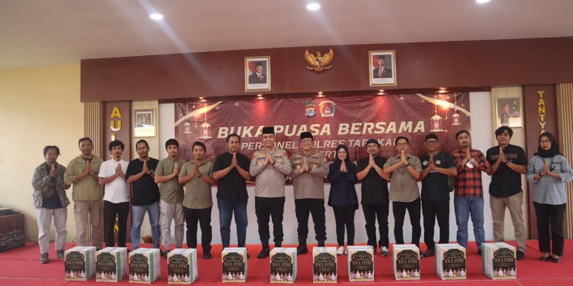 Pererat Silaturahmi, Kapolres Tarakan Buka Puasa Bersama Personel dan Insan Pers