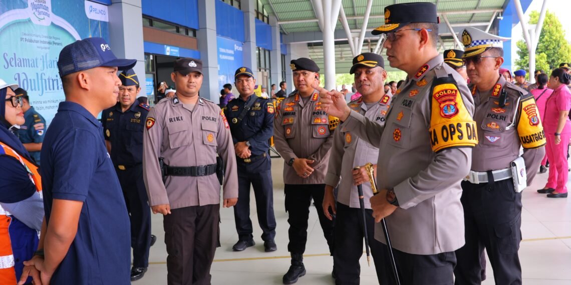 Pastikan Kesiapan Personel, Kapolda Kaltara Tinjau Posko Operasi Ketupat di Perbatasan
