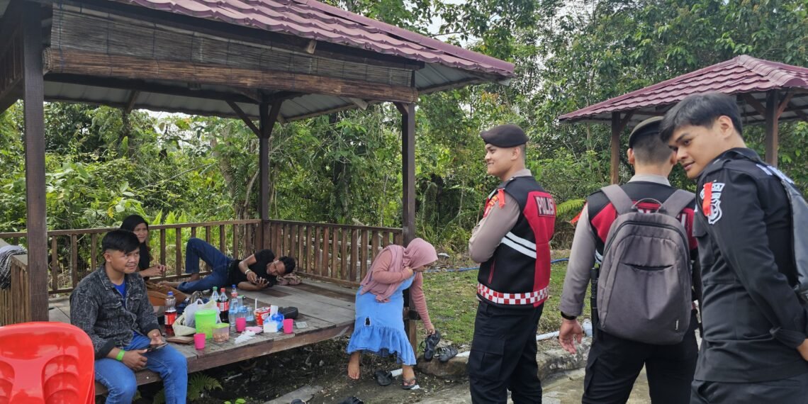 Polda Kaltara Siaga di Objek Wisata dan Pelabuhan: Pastikan Libur Lebaran Masyarakat Aman dan Kondusif