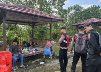 Polda Kaltara Siaga di Objek Wisata dan Pelabuhan: Pastikan Libur Lebaran Masyarakat Aman dan Kondusif