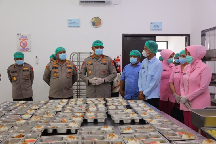Kapolda Kaltara Tinjau SPP dan Pendistribusian Program Makan Bergizi Gratis