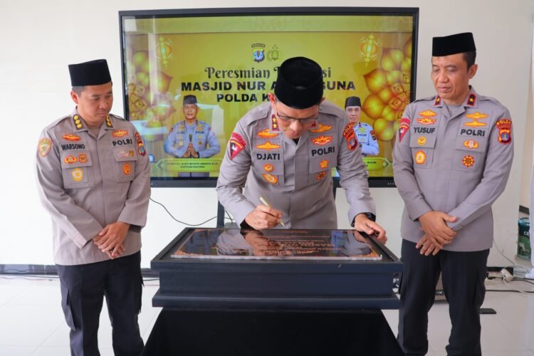Kapolda Kaltara Resmikan Renovasi Masjid Nur Aryyaguna Polda Kaltara