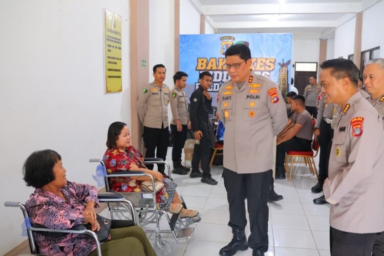 Kapolda Kaltara Ikuti Vicon Puncak Bakti Kesehatan Hari Bhayangkara Ke-80 dan Tinjau Pelayanan Kesehatan