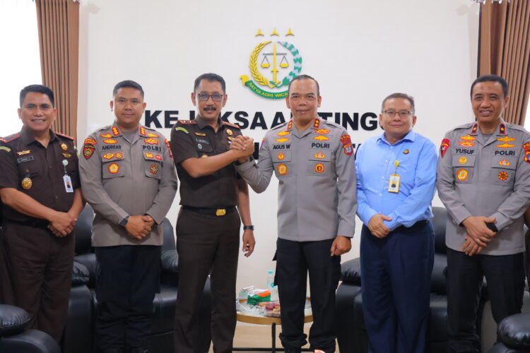 Kapolda Kaltara Laksanakan Kunjungan Silaturahmi ke Kejati Kalimantan Utara, Perkuat Sinergitas Antar APH
