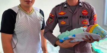 Aksi Heroik Briptu Kristian, Bantu Persalinan Darurat di Dalam Mobil Hingga Ibu dan Bayi Selamat