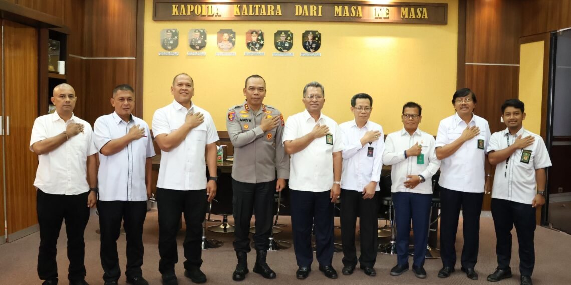 Perkokoh Kolaborasi Antar Penegak Hukum, Kapolda Kaltara Sambut Silaturahmi Jajaran Pengadilan Tinggi