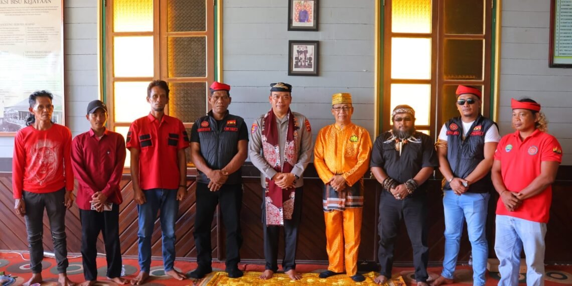 Polda Kaltara Sambangi Kesultanan Bulungan Bertukar Pikiran Untuk Kamtibmas