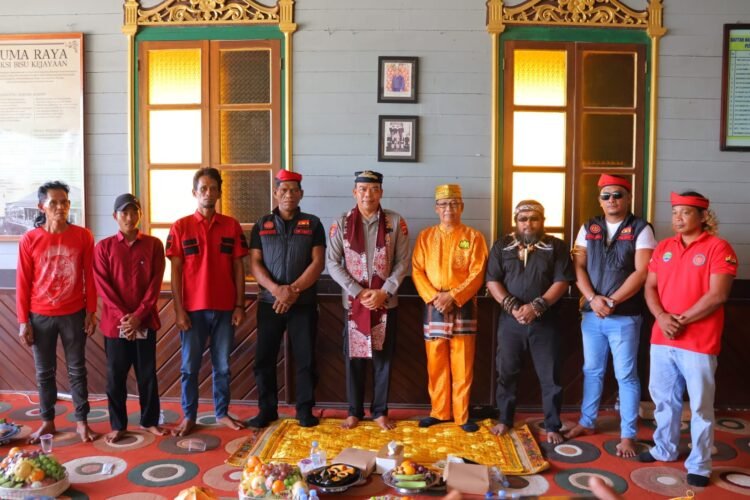 Polda Kaltara Sambangi Kesultanan Bulungan Bertukar Pikiran Untuk Kamtibmas