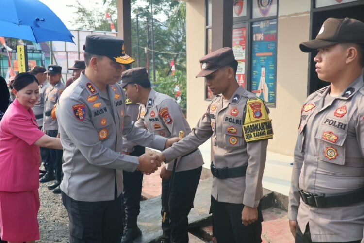 Kapolda Kaltara Laksanakan Kunjungan Kerja di Polsek Tanjung Palas Utara