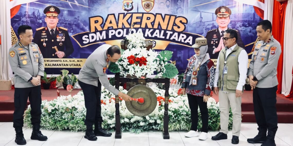 Kapolda Kaltara Dorong SDM Unggul dan Profesional, Rakernis Biro SDM Polda Kaltara 2026 Resmi Di Buka