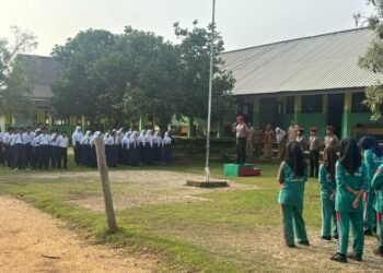 Ditresnarkoba Polda Kaltara Berikan Edukasi Bahaya Narkoba kepada Siswa SMPN 5 Tanjung Selor