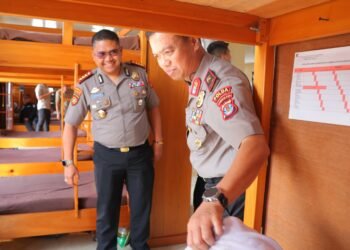 Kapolda Kaltara Sidak Barak Dalmas Ditsamapta, Tekankan Kebersihan dan Kedisiplinan Personel